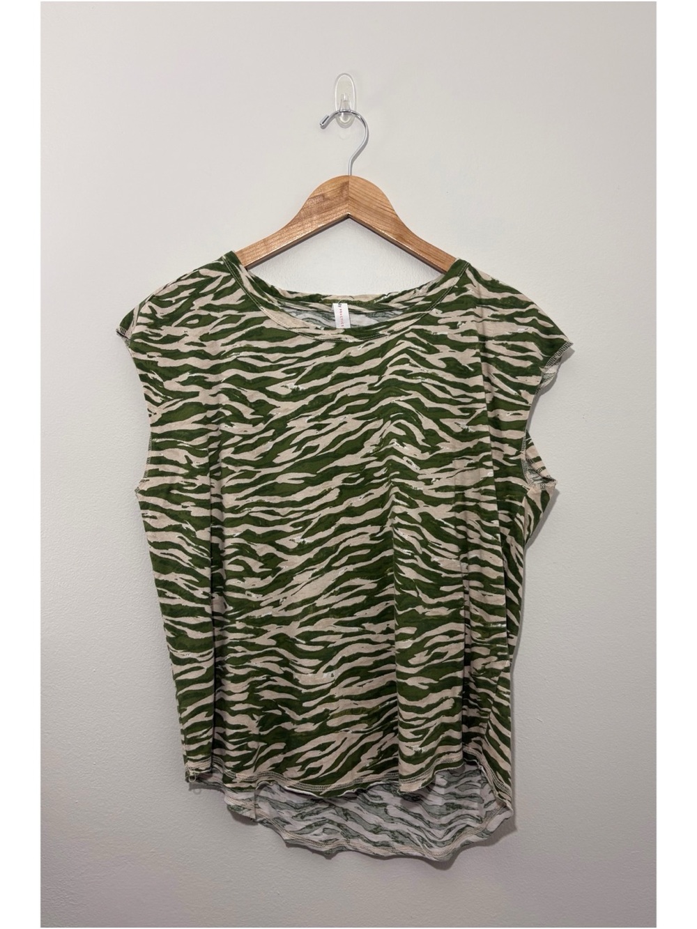 Daily Practice by Anthropologie olive/cream zebra print cap sleeve top (small)